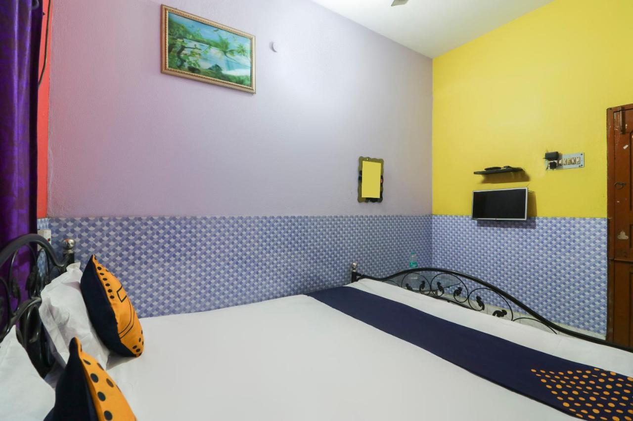 สปอต ออน 49584 อัสมี โฮเต็ล Hotel Hugli-Chinsurah ภายนอก รูปภาพ