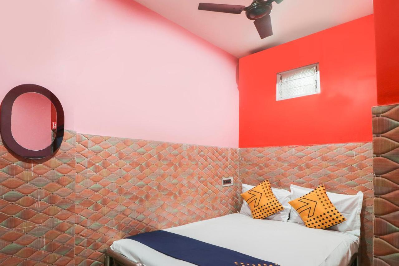 สปอต ออน 49584 อัสมี โฮเต็ล Hotel Hugli-Chinsurah ภายนอก รูปภาพ