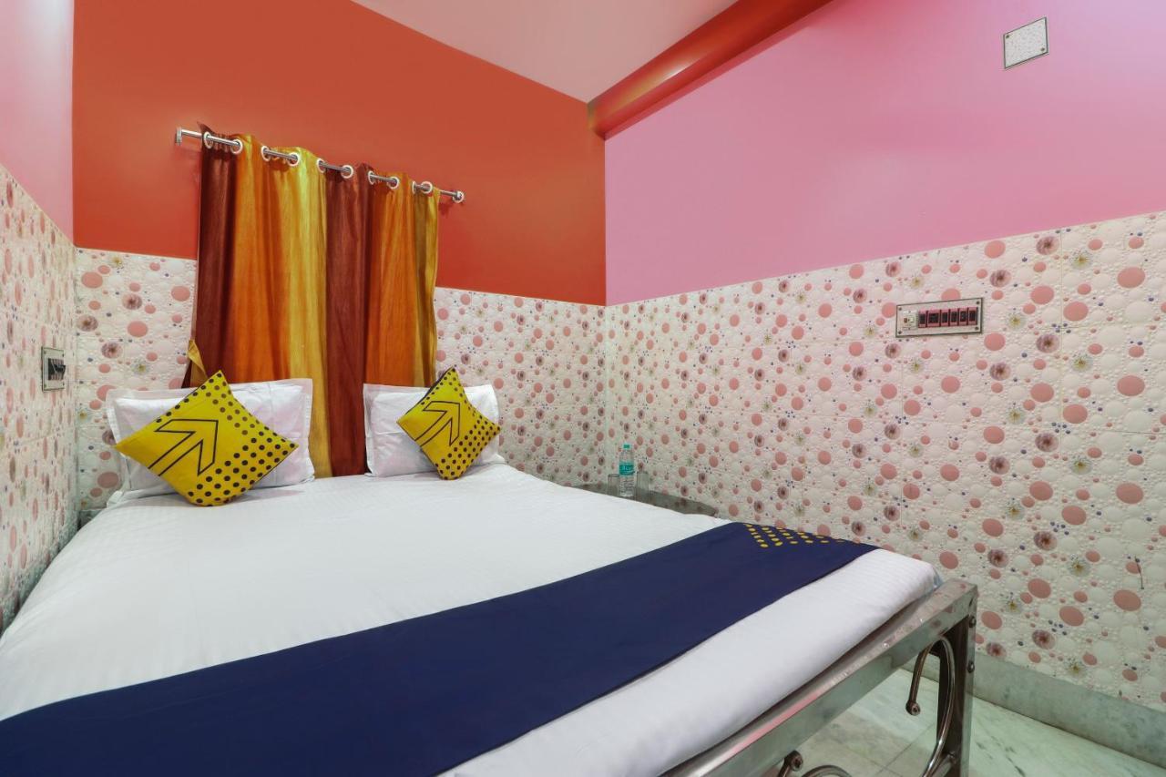 สปอต ออน 49584 อัสมี โฮเต็ล Hotel Hugli-Chinsurah ภายนอก รูปภาพ